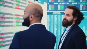 Confronto tra Intesa Sanpaolo, UniCredit e altre grandi banche